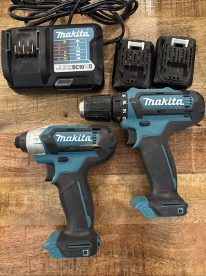 Combo makita dt03 y fd05 18v lxt con baterías y cargador de segunda mano