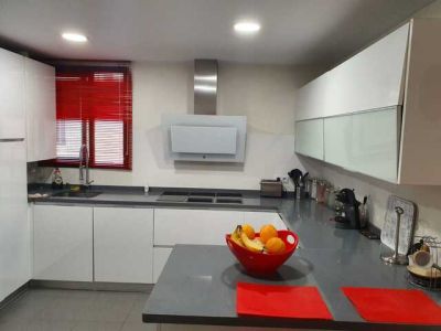 Piso en alquiler - de lujo con garaje - marismas del polvorin - 2