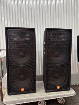Altavoces profesional jbl jrx125 2 x 15" jrx100 de segunda mano