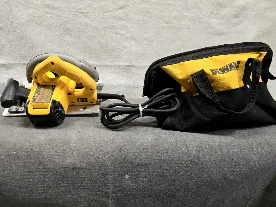 Sierra circular dewalt dwe575 1900w con disco de 184 mm - 3