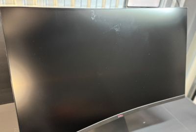 Monitor gaming curvo dell s3222dgm 31.5 pulgadas qhd de segunda mano - 2