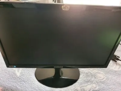 Pantalla monitor samsung 18