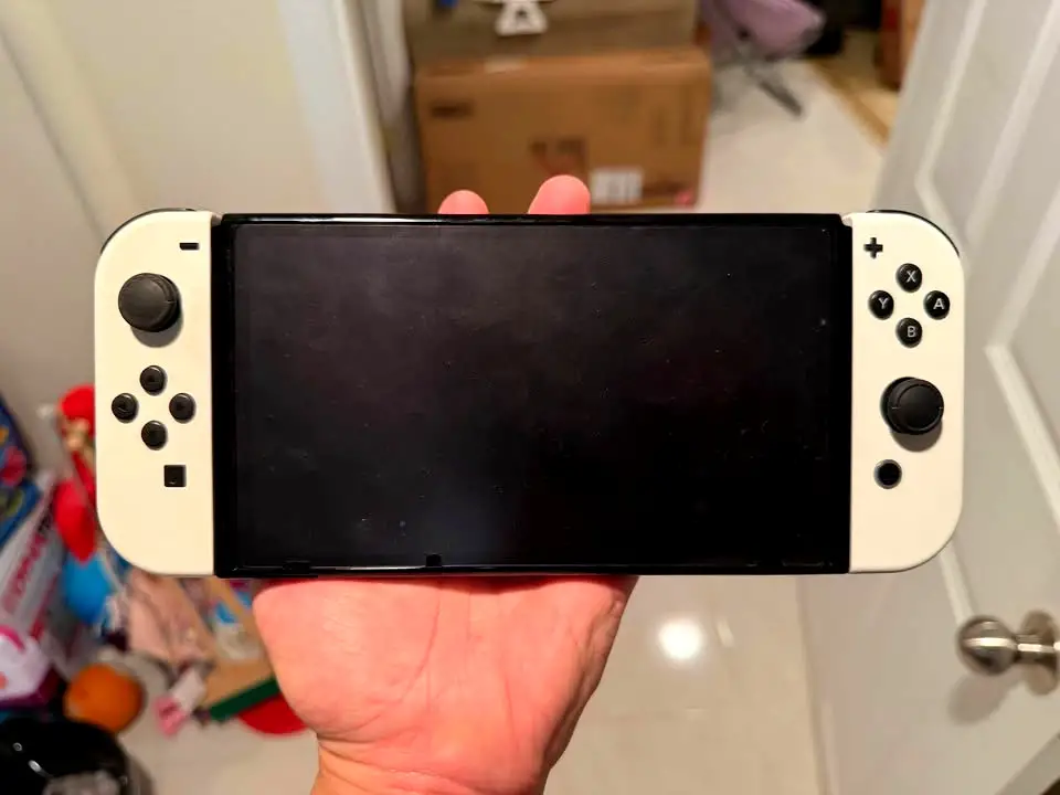 Nintendo switch oled con accesorios y funda - 4