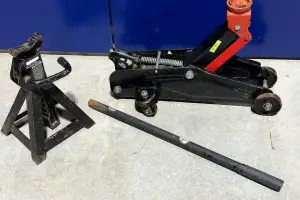 Gato hidráulico de 2,5 toneladas con caballete